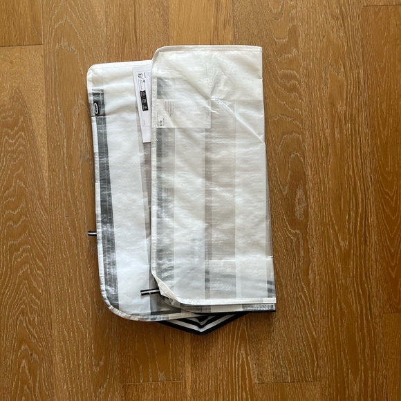 IKEA Black and clear storage case - Picture 3 of 4